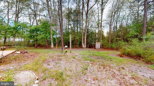 6386 MONMOUTH DR, Mays Landing, NJ 08330