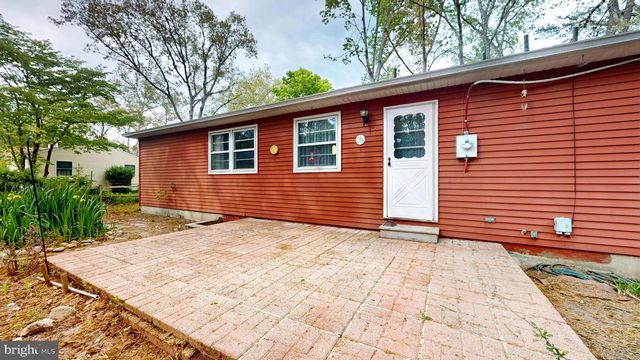 6386 MONMOUTH DR, Mays Landing, NJ 08330