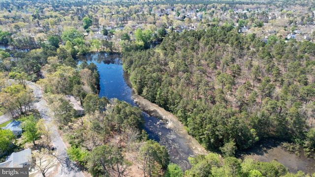 6386 MONMOUTH DR, Mays Landing, NJ 08330
