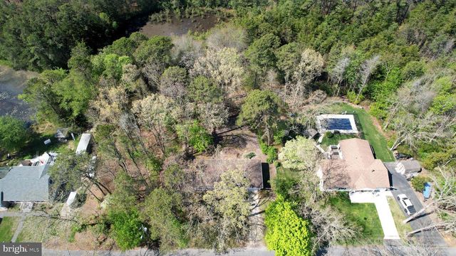 6386 MONMOUTH DR, Mays Landing, NJ 08330