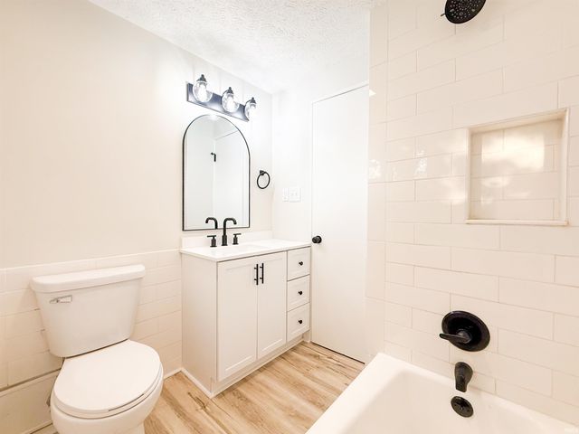 2904 Hilltop Drive, South Bend, IN 46614