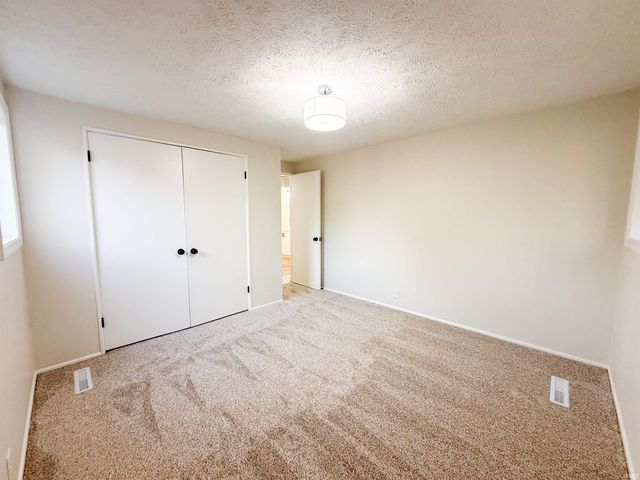 2904 Hilltop Drive, South Bend, IN 46614