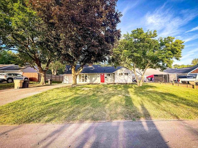 2904 Hilltop Drive, South Bend, IN 46614