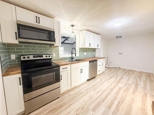 2904 Hilltop Drive, South Bend, IN 46614