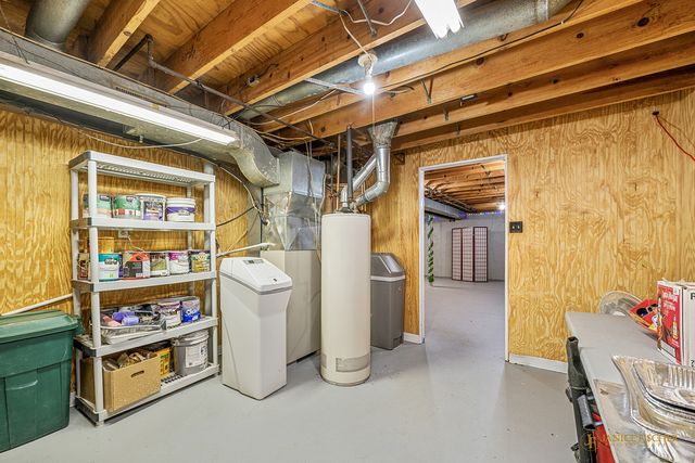 7418 N Oak Street, Wonder Lake, IL 60097