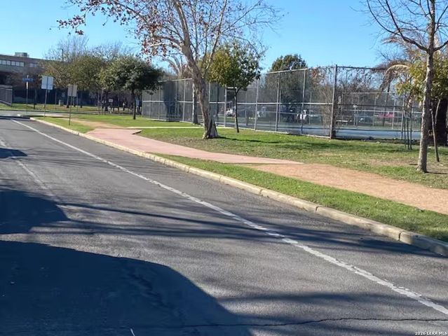 618 S Park Blvd, San Antonio, TX 78204