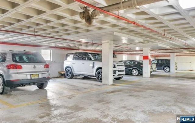 90 Prospect Avenue 10C, Hackensack, NJ 07601