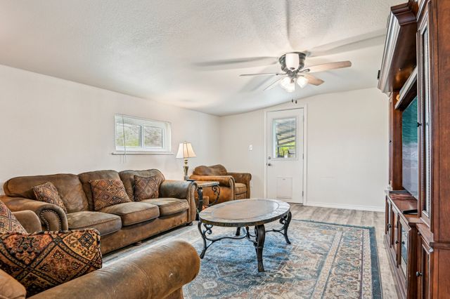 405 Willard Hall Street, Leonard, TX 75452