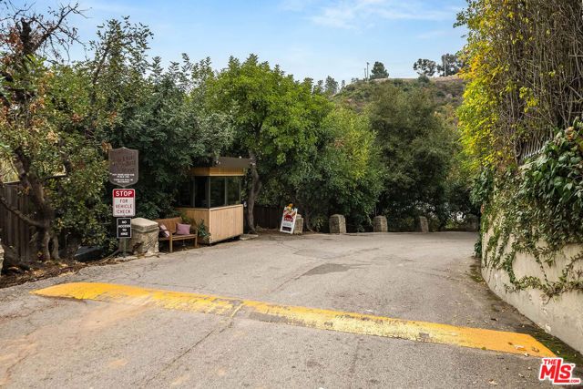 9577 Lime Orchard Road, Beverly Hills, CA 90210