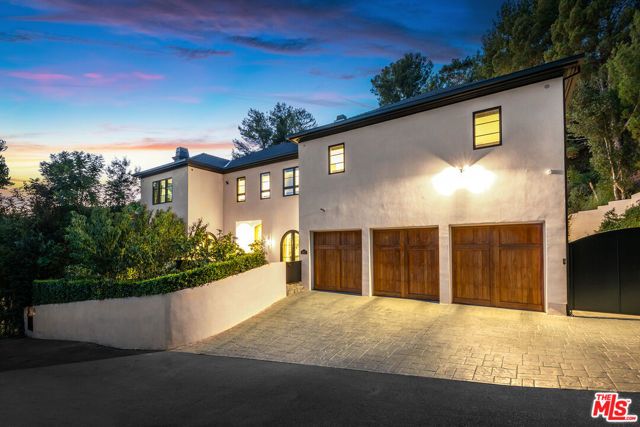 9577 Lime Orchard Road, Beverly Hills, CA 90210
