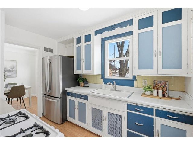 4522 Thomas Avenue, Minneapolis, MN 55412