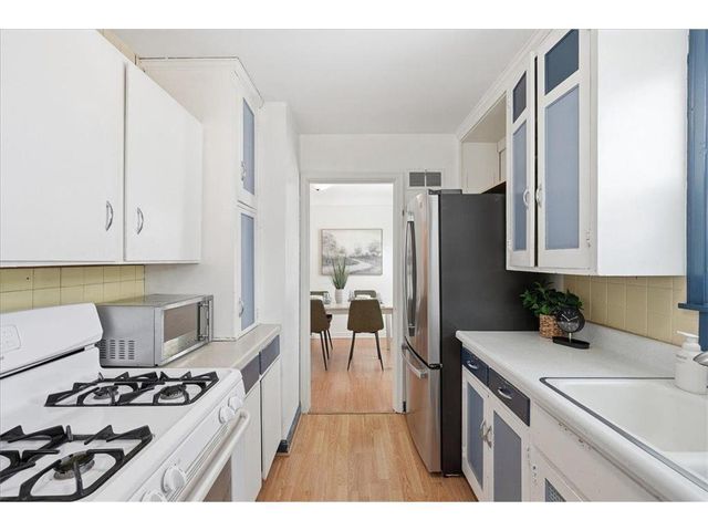 4522 Thomas Avenue, Minneapolis, MN 55412