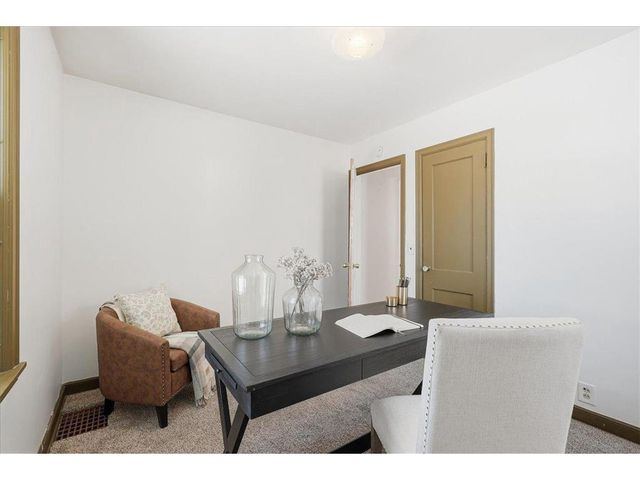 4522 Thomas Avenue, Minneapolis, MN 55412