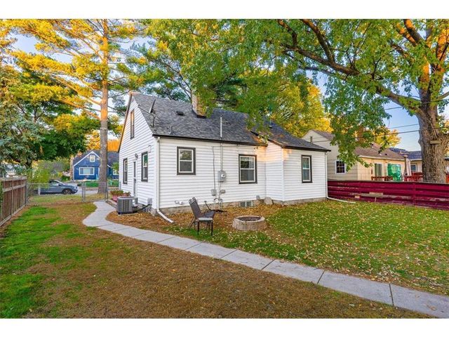 4522 Thomas Avenue, Minneapolis, MN 55412