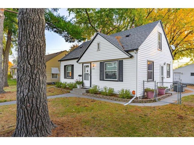 4522 Thomas Avenue, Minneapolis, MN 55412