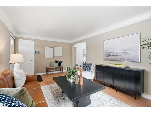 4522 Thomas Avenue, Minneapolis, MN 55412