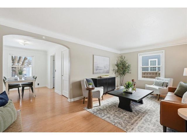 4522 Thomas Avenue, Minneapolis, MN 55412