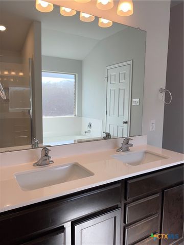 302 Saddleback Trail, Killeen, TX 76542