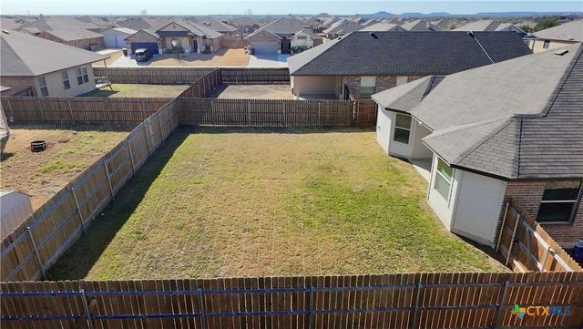 302 Saddleback Trail, Killeen, TX 76542