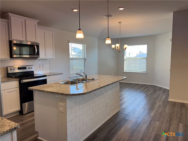 302 Saddleback Trail, Killeen, TX 76542