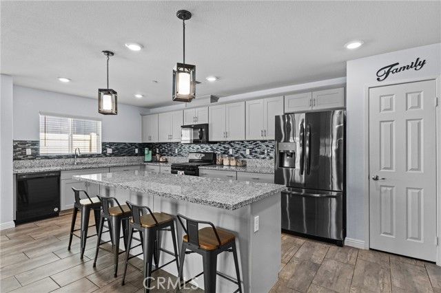 29141 Topeka Circle, Winchester, CA 92596