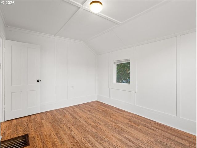 1108 W 14TH St, Vancouver, WA 98660