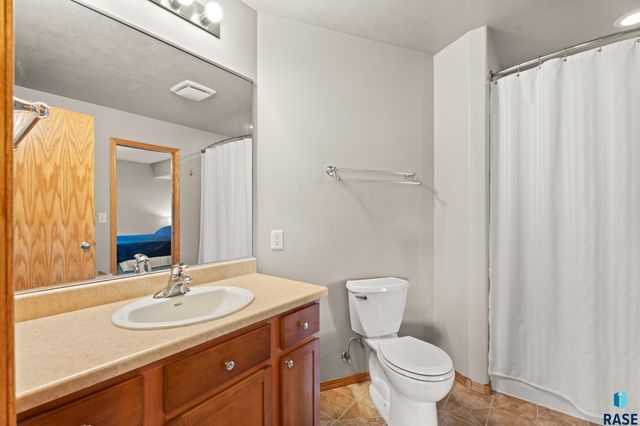 4301 W Kathleen St Street, Sioux Falls, SD 57107