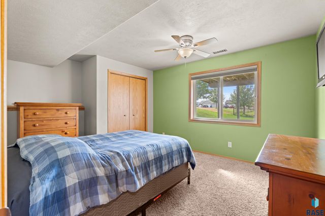 4301 W Kathleen St Street, Sioux Falls, SD 57107