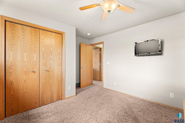 4301 W Kathleen St Street, Sioux Falls, SD 57107