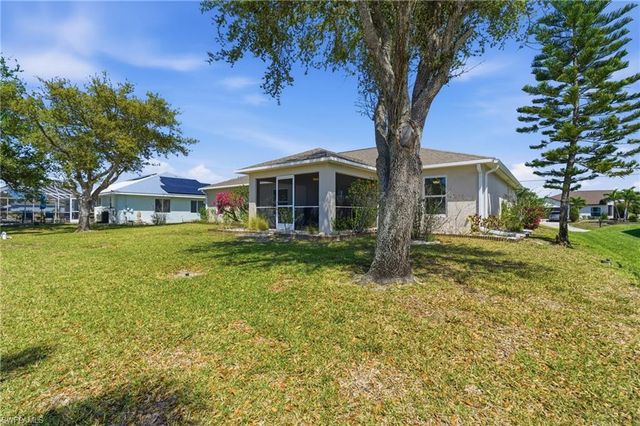 1206 NW 22nd AVE, Cape Coral, FL 33993