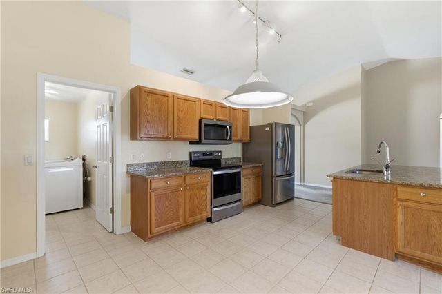 1206 NW 22nd AVE, Cape Coral, FL 33993