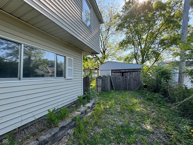 827 N Hawthorne Lane, Indianapolis, IN 46219