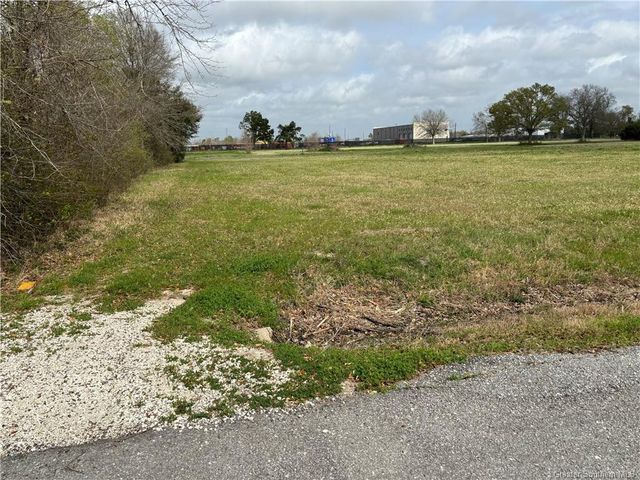 1 Fred Istre Road, Sulphur, LA 70665