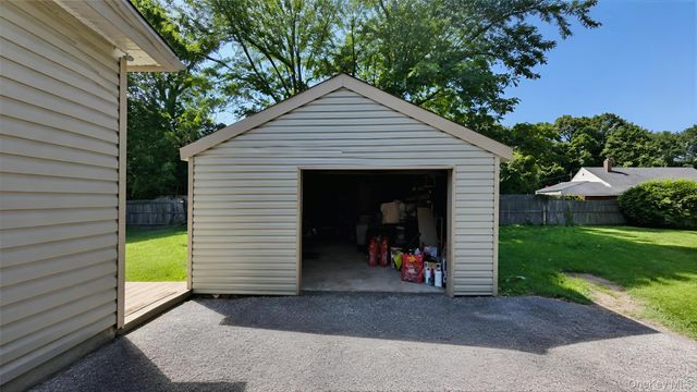 268 Beaver Drive, Mastic Beach, NY 11951