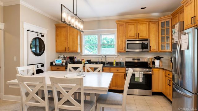 268 Beaver Drive, Mastic Beach, NY 11951