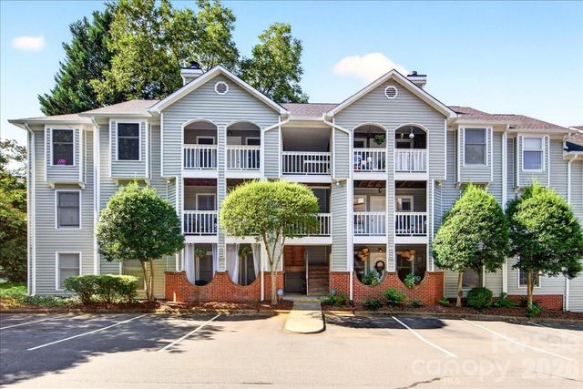 430 Queens Road 122, Charlotte, NC 28207