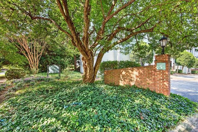 430 Queens Road 122, Charlotte, NC 28207