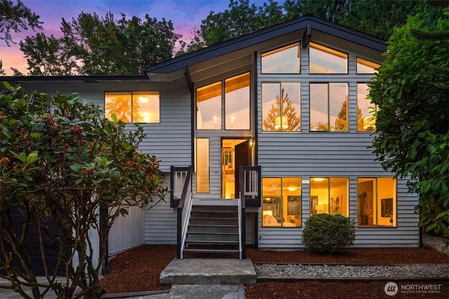 18311 NE 105th Court, Redmond, WA 98052