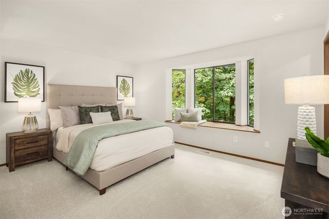 18311 NE 105th Court, Redmond, WA 98052