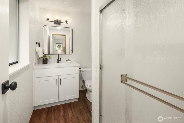 18311 NE 105th Court, Redmond, WA 98052