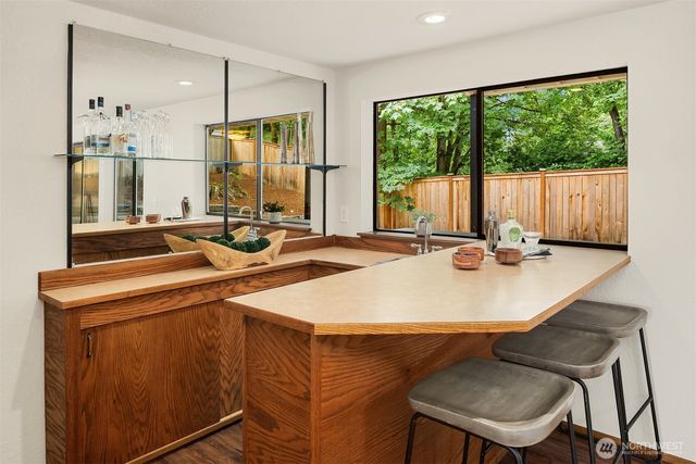 18311 NE 105th Court, Redmond, WA 98052