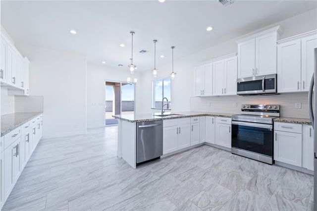 1962 E Via San Marino, Fort Mohave, AZ 86426