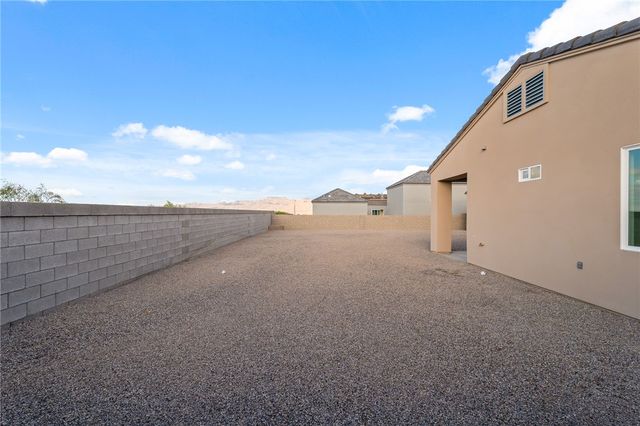 1962 E Via San Marino, Fort Mohave, AZ 86426