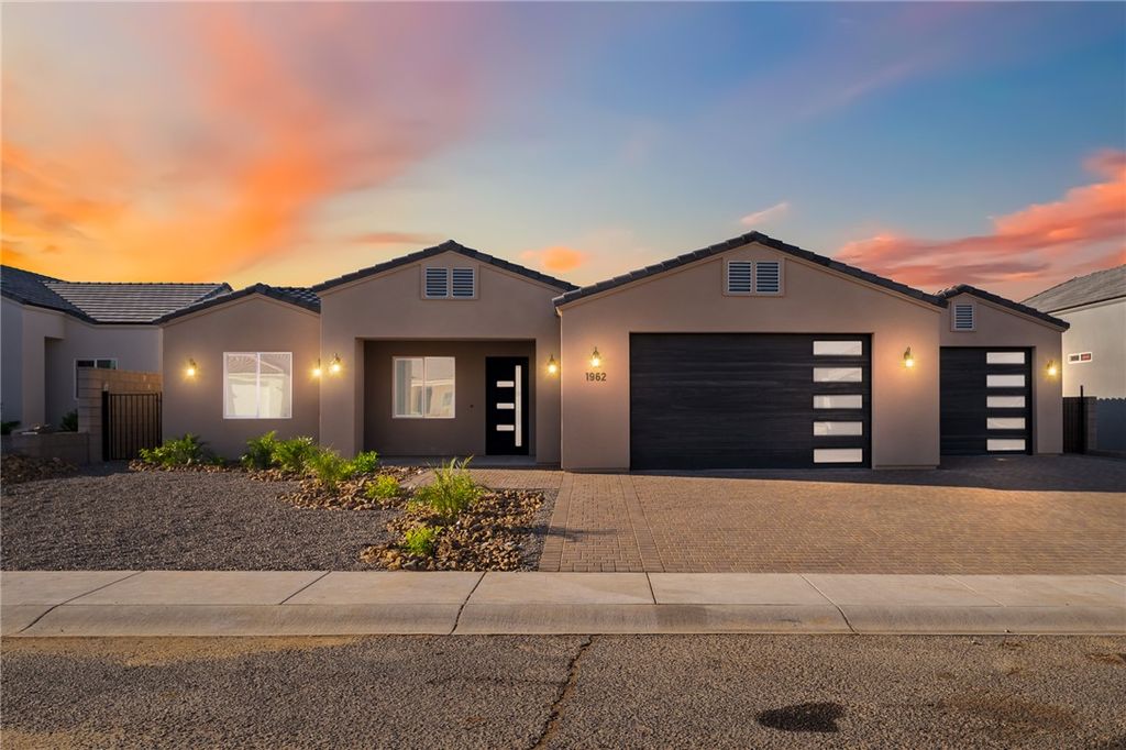 1962 E Via San Marino, Fort Mohave, AZ 86426