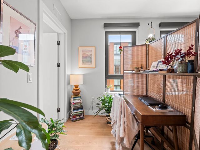 9 Central St 206, Somerville, MA 02143