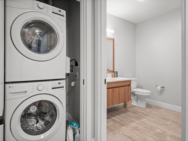 9 Central St 206, Somerville, MA 02143