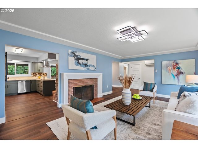 1025 Nw WALLULA Ave, Gresham, OR 97030