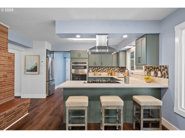 1025 Nw WALLULA Ave, Gresham, OR 97030