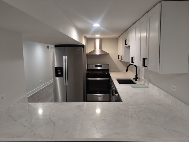 3261 W Fulton Boulevard G, Chicago, IL 60624