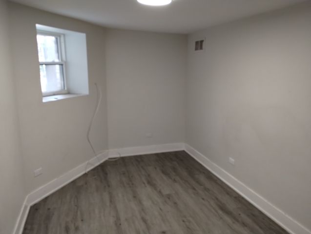 3261 W Fulton Boulevard G, Chicago, IL 60624